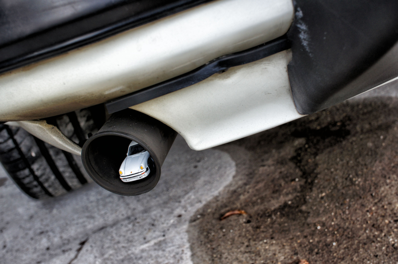 Illustration for article titled LaLD Engine Week: 6 Cylinders - Porsche 911 Carrera Custom